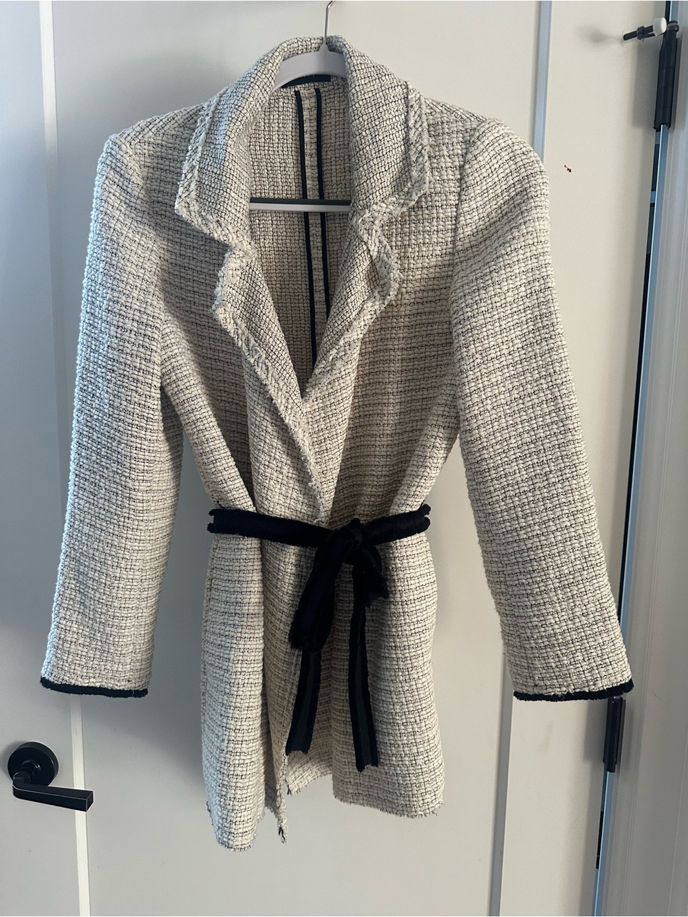 Theory Cream Tweed Jacket with Black velvet Tie Belt, small, never worn